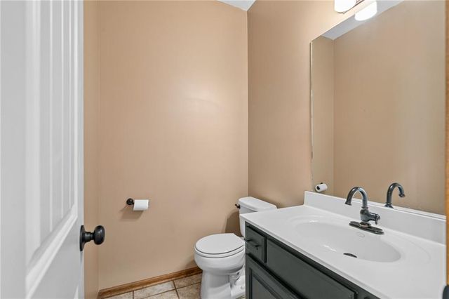20865 Poplar Court, Spring Hill, KS 66083