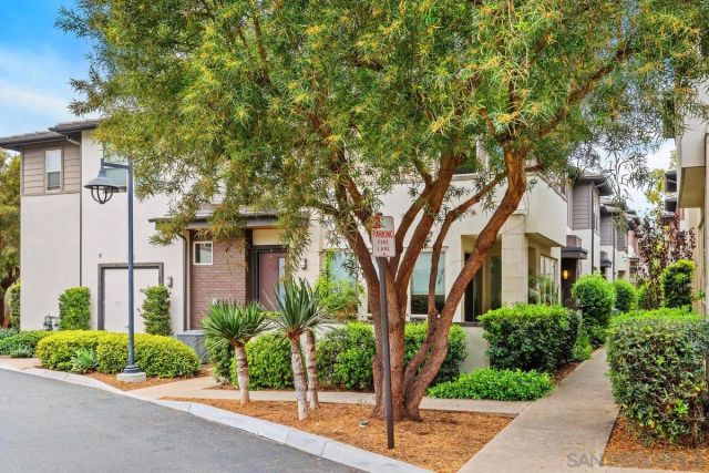 2622 Aperture Cir, San Diego, CA 92108