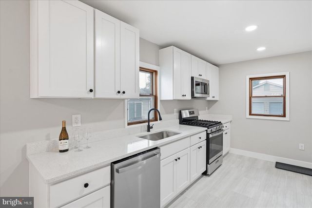 210 MOUNTAIN RD, Linthicum Heights, MD 21090