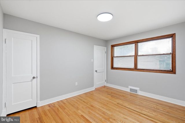 210 MOUNTAIN RD, Linthicum Heights, MD 21090
