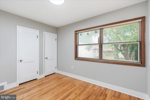 210 MOUNTAIN RD, Linthicum Heights, MD 21090