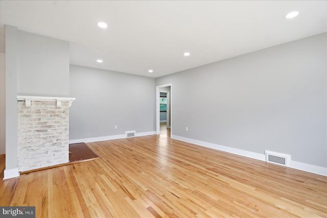 210 MOUNTAIN RD, Linthicum Heights, MD 21090