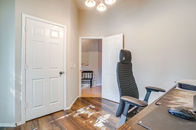 3925 Glenwyck Drive, North Richland Hills, TX 76180