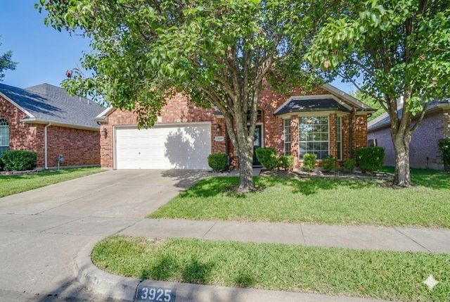 3925 Glenwyck Drive, North Richland Hills, TX 76180