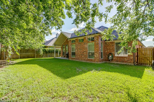 3925 Glenwyck Drive, North Richland Hills, TX 76180