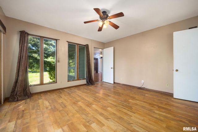 1315 STRAESSER Lane, Creve Coeur, IL 61610