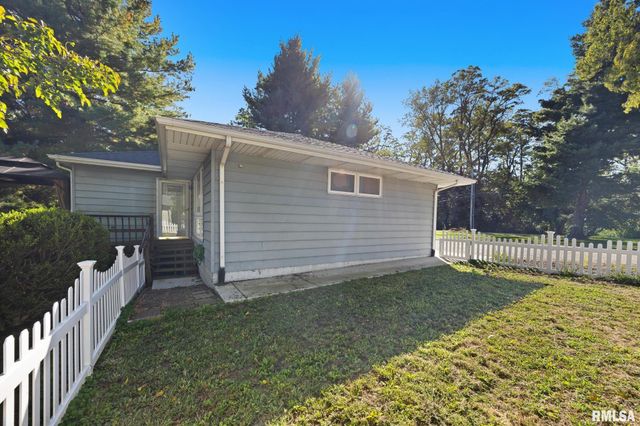 1315 STRAESSER Lane, Creve Coeur, IL 61610