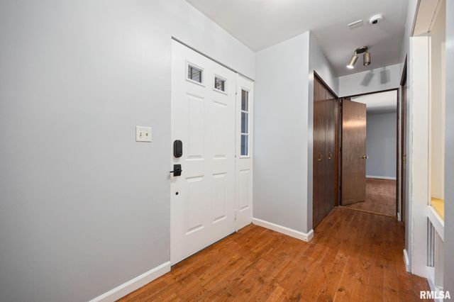1315 STRAESSER Lane, Creve Coeur, IL 61610