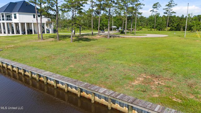 1434 Hanakealoha Place, Diamondhead, MS 39525