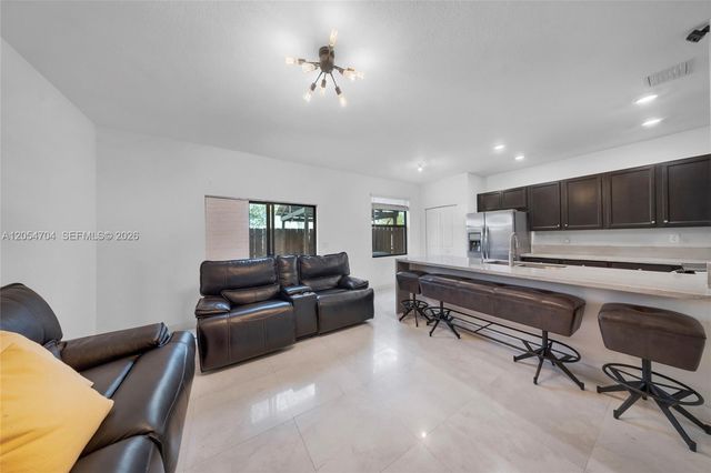 20674 NE 2nd Ct, Miami, FL 33179