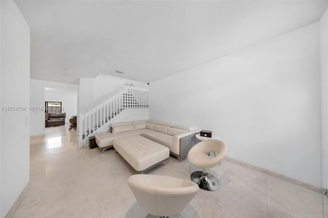 20674 NE 2nd Ct, Miami, FL 33179