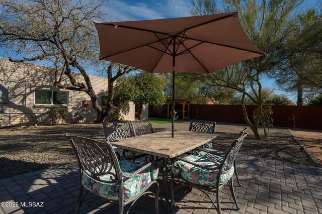 1129 W Middleton Road, Tucson, AZ 85704