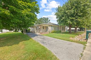 710 Oakland Park Dr, Livingston, TN 38570