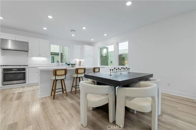 26799 Keystone Loop, Valencia, CA 91381