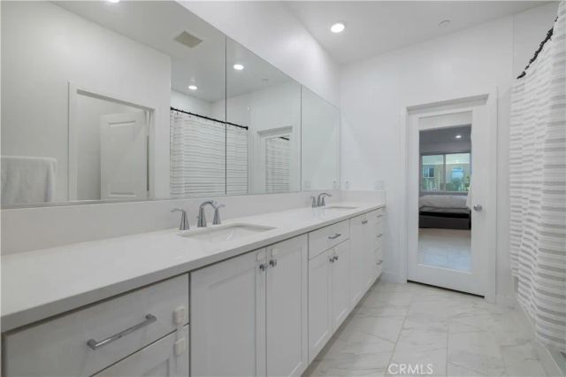 26799 Keystone Loop, Valencia, CA 91381