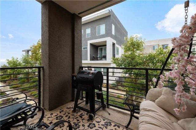 26799 Keystone Loop, Valencia, CA 91381