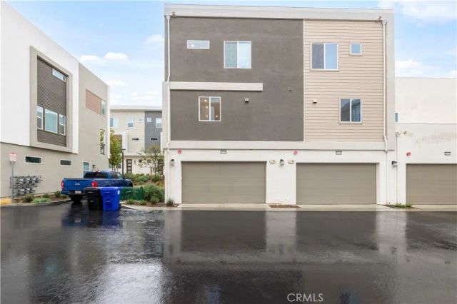 26799 Keystone Loop, Valencia, CA 91381
