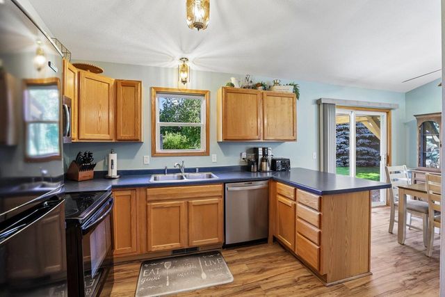 606 Garfield Avenue, Evansville, WI 53536
