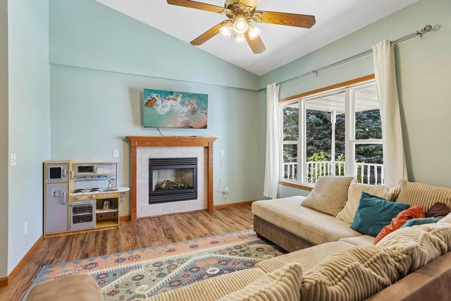 606 Garfield Avenue, Evansville, WI 53536