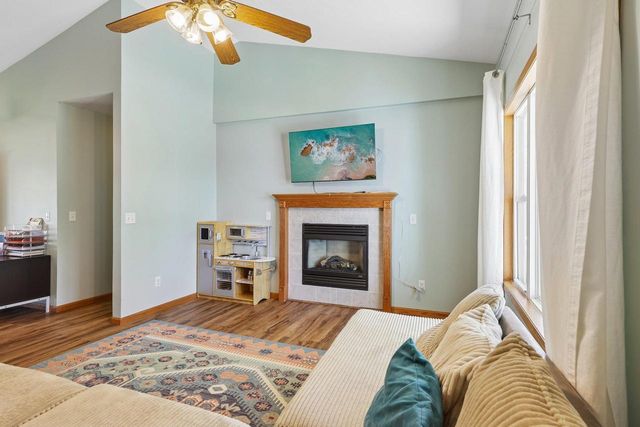 606 Garfield Avenue, Evansville, WI 53536
