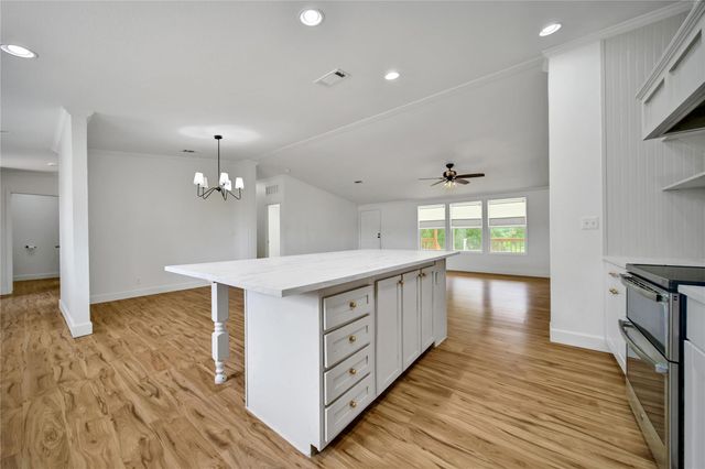 31324 Knebel Road, Waller, TX 77484