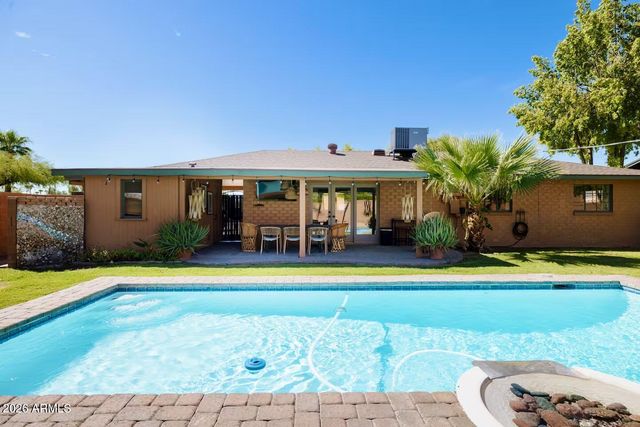 7536 E COOLIDGE Street, Scottsdale, AZ 85251