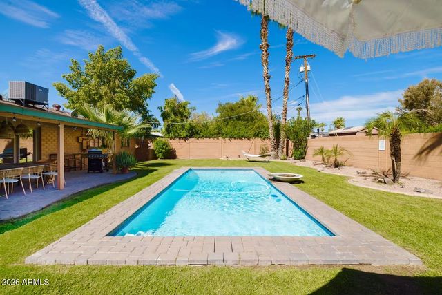 7536 E COOLIDGE Street, Scottsdale, AZ 85251