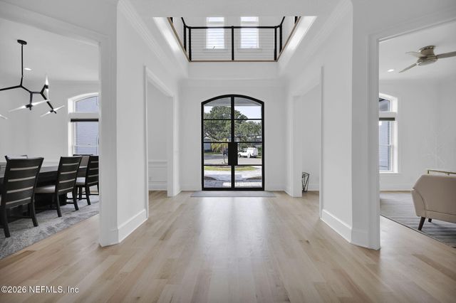 3211 OLD BARN Court, Ponte Vedra Beach, FL 32082