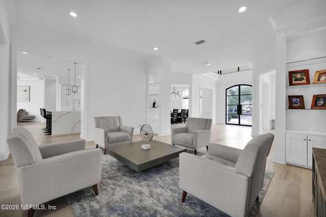 3211 OLD BARN Court, Ponte Vedra Beach, FL 32082