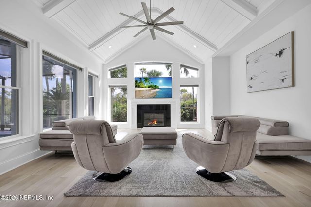 3211 OLD BARN Court, Ponte Vedra Beach, FL 32082