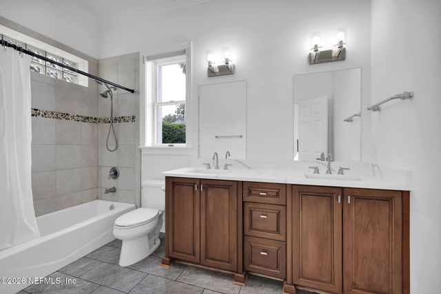 3211 OLD BARN Court, Ponte Vedra Beach, FL 32082