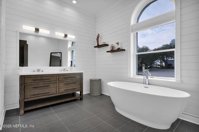 3211 OLD BARN Court, Ponte Vedra Beach, FL 32082