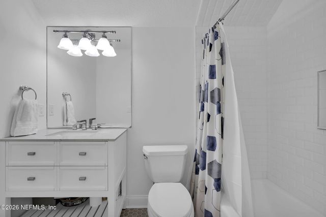 3211 OLD BARN Court, Ponte Vedra Beach, FL 32082