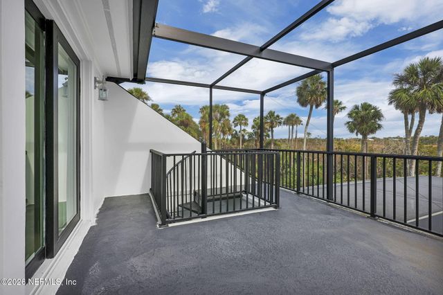 3211 OLD BARN Court, Ponte Vedra Beach, FL 32082