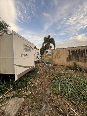 16525 SW 292nd Ter, Homestead, FL 33033