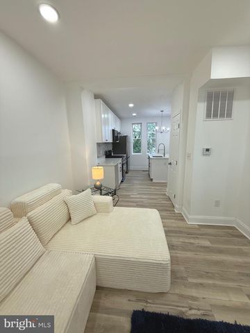 1601 N LONGWOOD ST, Baltimore, MD 21216