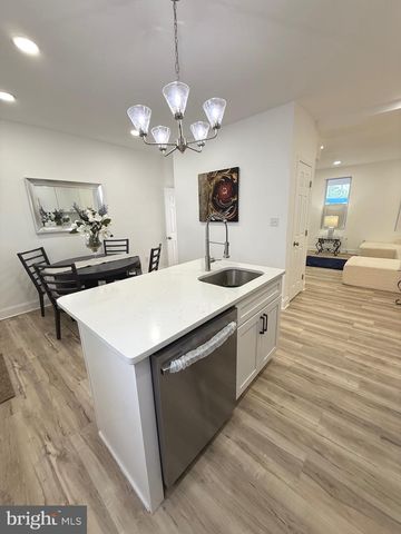 1601 N LONGWOOD ST, Baltimore, MD 21216