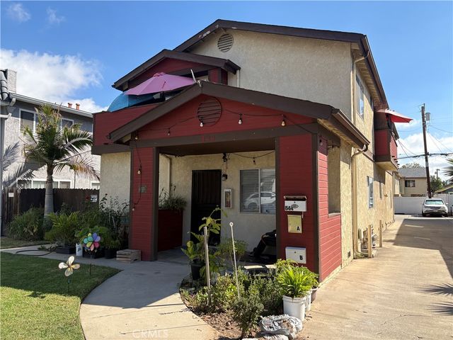 844 Loma, Long Beach, CA 90804