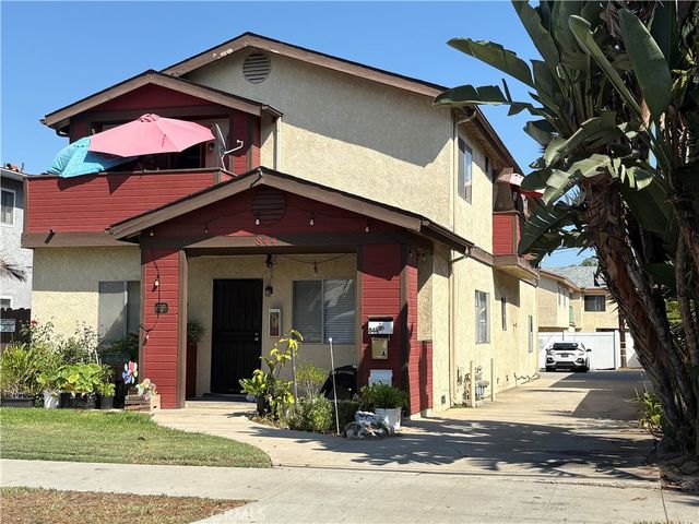 844 Loma, Long Beach, CA 90804