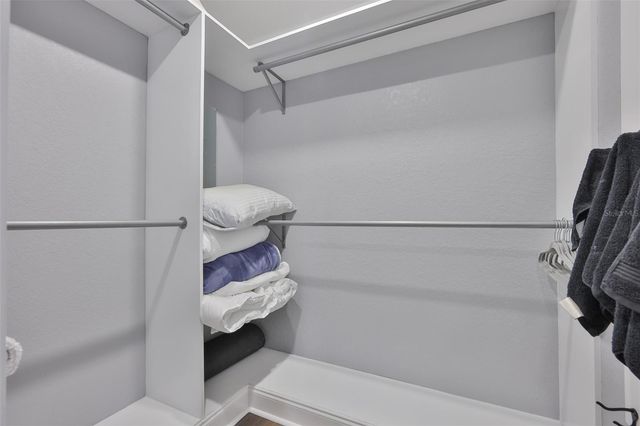 405 BLACKHAWK CIRCLE, Sun City Center, FL 33573