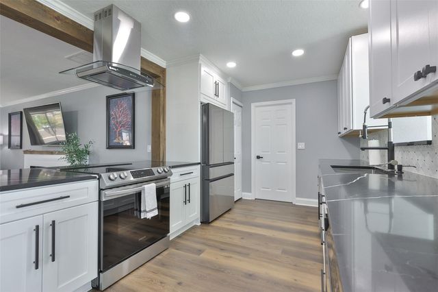 405 BLACKHAWK CIRCLE, Sun City Center, FL 33573