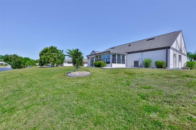 405 BLACKHAWK CIRCLE, Sun City Center, FL 33573