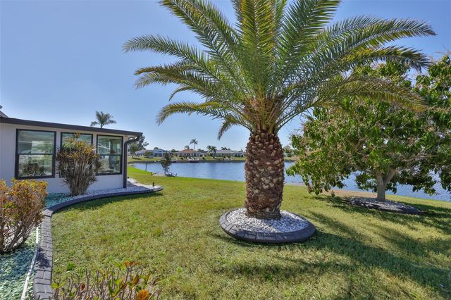 405 BLACKHAWK CIRCLE, Sun City Center, FL 33573