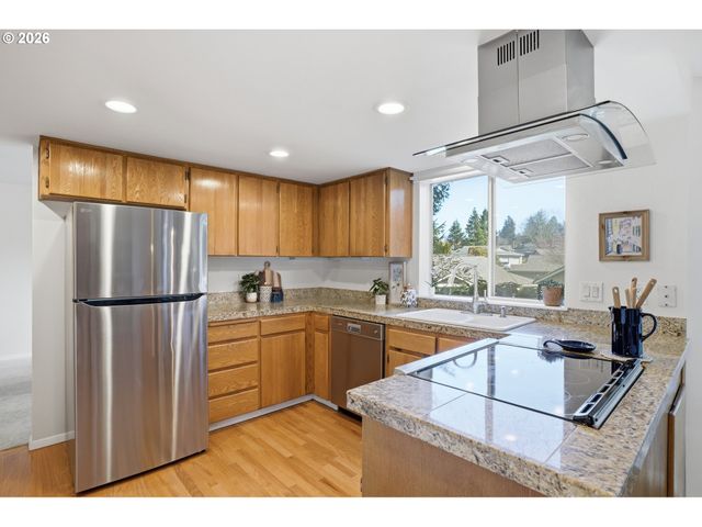 20182 Sw TILLAMOOK Ct, Tualatin, OR 97062