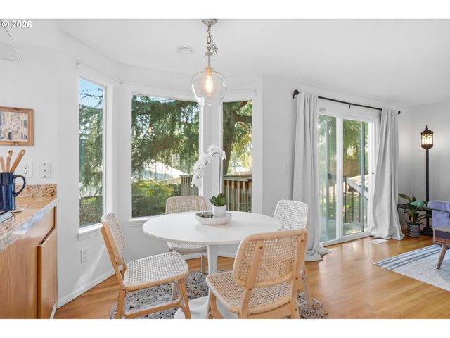 20182 Sw TILLAMOOK Ct, Tualatin, OR 97062