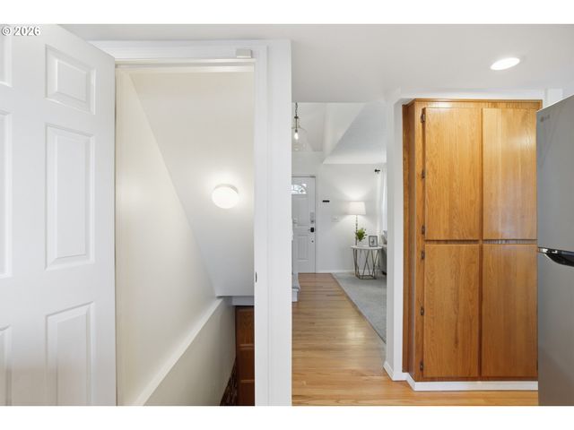 20182 Sw TILLAMOOK Ct, Tualatin, OR 97062