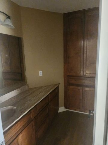 9902 Kings Walk Round, Houston, TX 77070