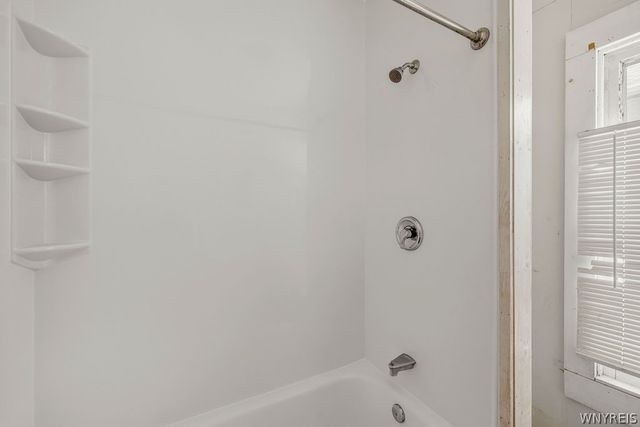 37 Northrup Place, Buffalo, NY 14214
