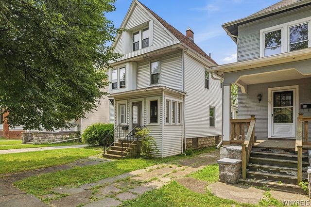 37 Northrup Place, Buffalo, NY 14214