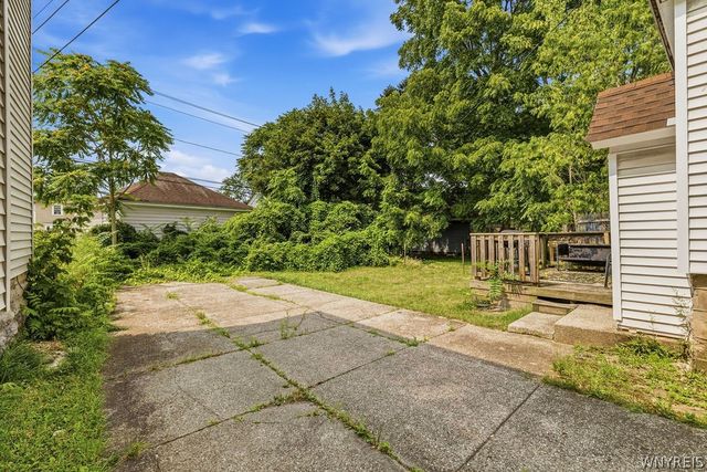 37 Northrup Place, Buffalo, NY 14214